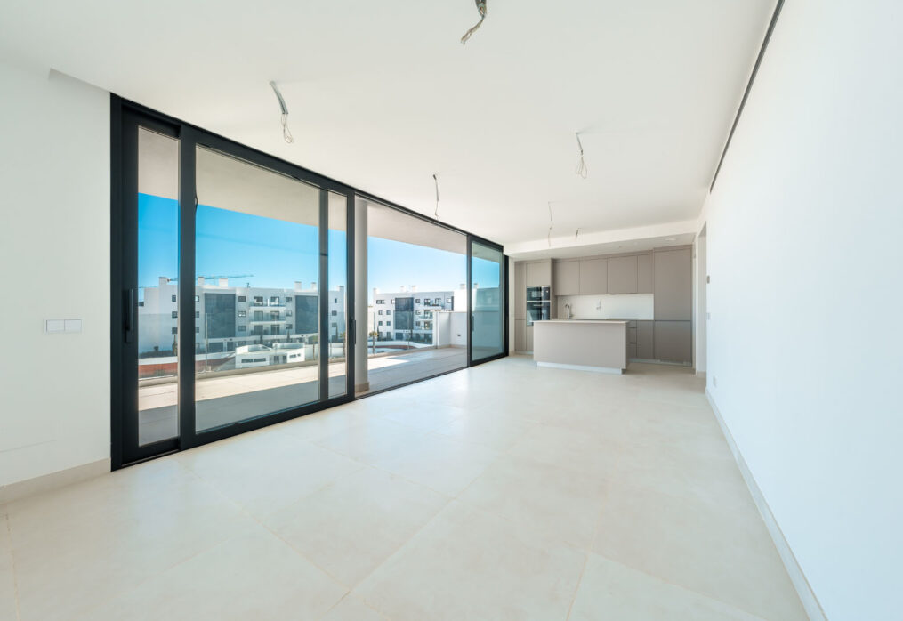 SOLD – Higueron West Phase 3 Amazing new opportunity